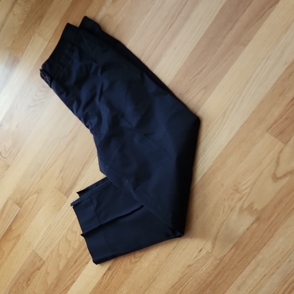 Talbots Size 12, black, cropped/capris pants, stretch - Picture 11 of 12